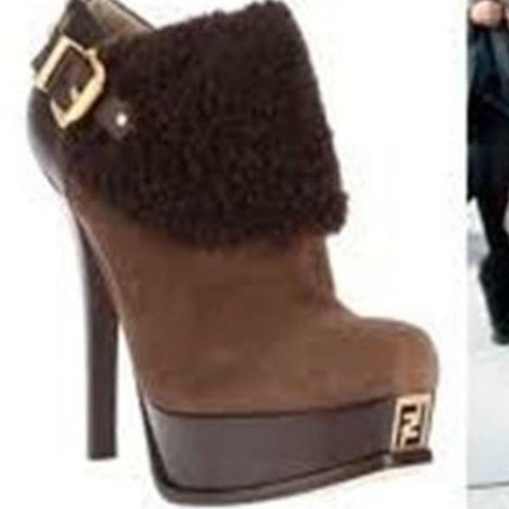FENDI Fendista Shearling Fur Suede Buckle Platform Ankle Bootie Heels Boots - Picture 2 of 16
